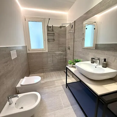 Apartament Carolaina *