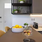 Carolaina トラーパニ