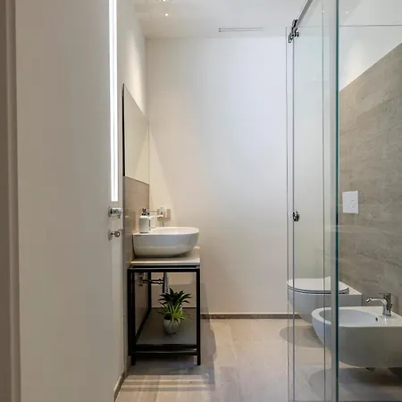 Carolaina شقة *